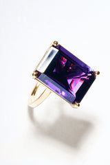 Anillo Amatista Oro Amarillo Corte Esmeralda